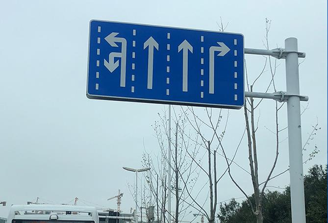 單懸臂標(biāo)志桿 雙懸臂標(biāo)志桿廠家